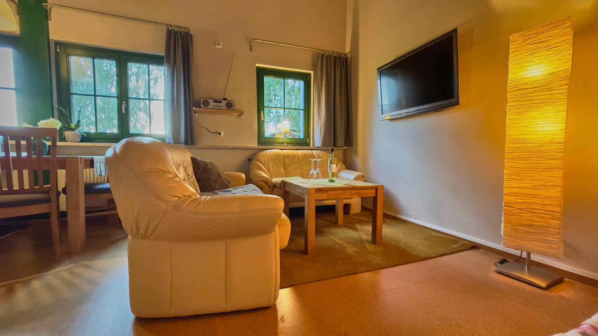 Hotel Olbernhau Mit Sauna - Kleines Landhotel Zur Ofenschenke מראה חיצוני תמונה
