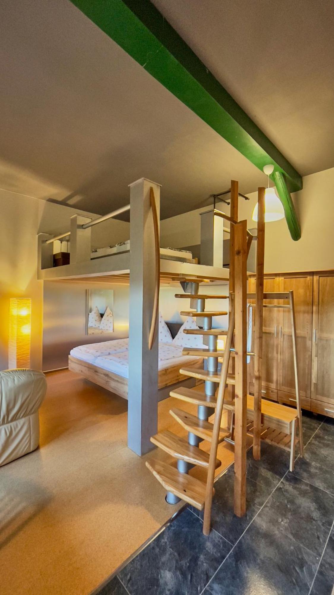 Hotel Olbernhau Mit Sauna - Kleines Landhotel Zur Ofenschenke מראה חיצוני תמונה